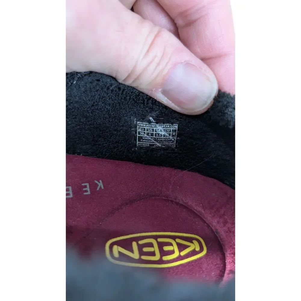 KEEN Howser II Burgundy Womens Nylon Faux Fur Lined Slip On Shoes 6 1015009 Wine